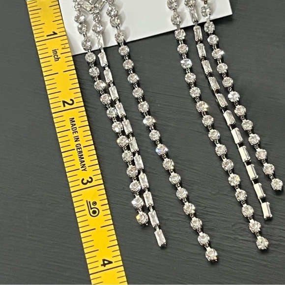 Kate Spade Shimmy Fringe Earrings, Silver NWT - Picture 4 of 4